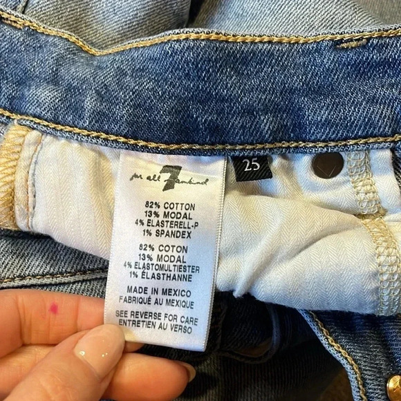 7 for all Mankind, The Ankle Skinny  Lux Vintage. Unique Ankle Detail!! - Picture 10 of 12